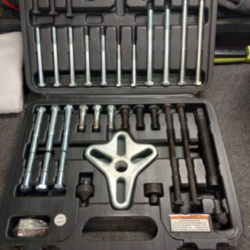 How do I choose the right Harbor Freight wheel bearing puller for my vehicle